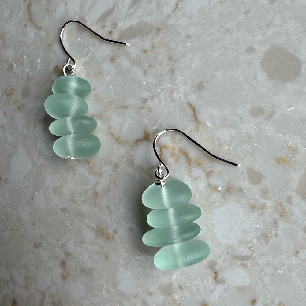 NWOT Tuckernuck Seaglass Stack Earrings, Seafoam - Picture 3 of 6